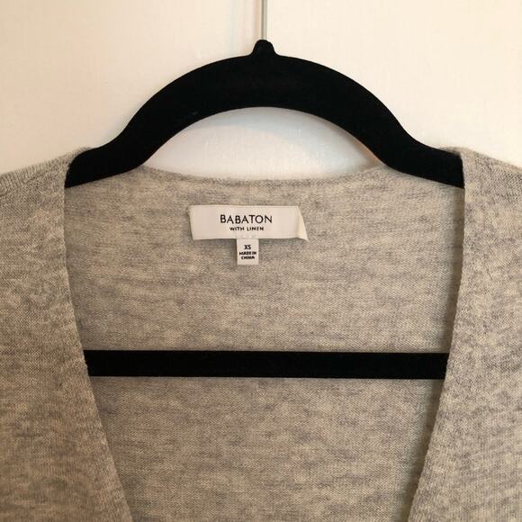 Aritzia Babaton Erin Grey V-Neck Lightweight Sweater - Picture 8 of 13